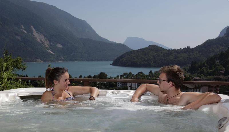 Hotel Olympia Molveno Luaran gambar