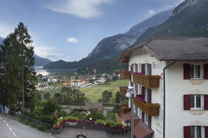 Hotel Olympia Molveno Luaran gambar